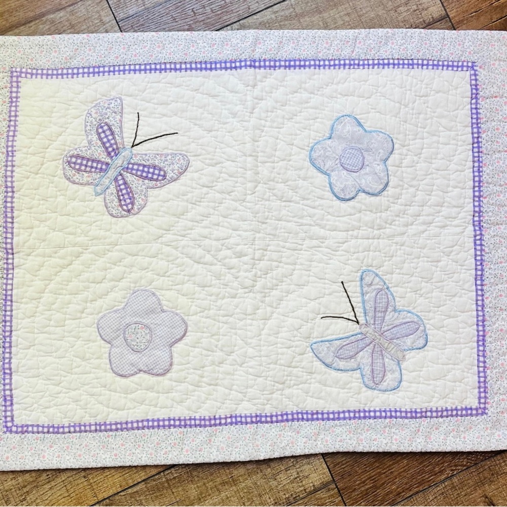 Vintage quilted pillow sham